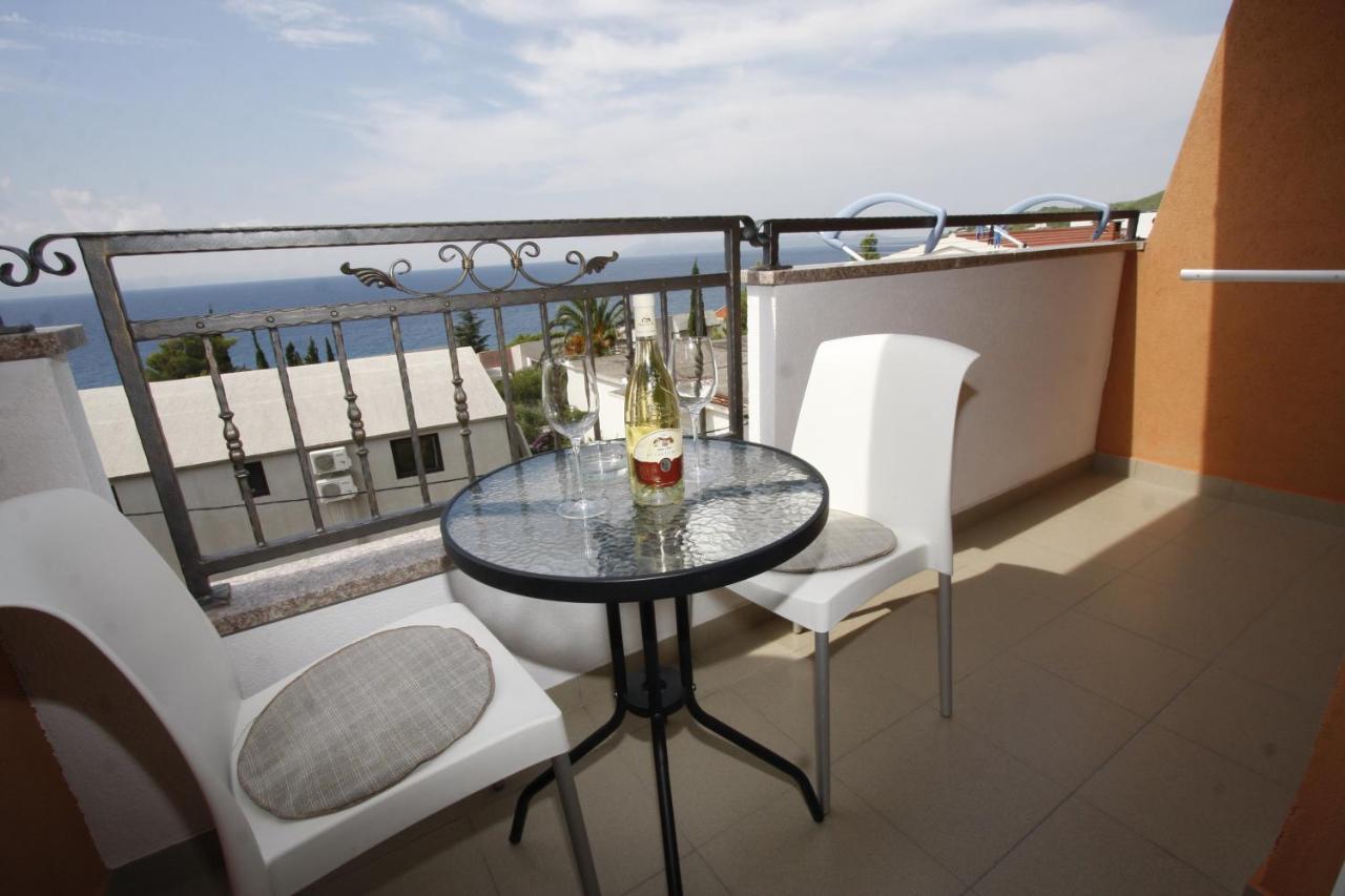 Apartments Turic Tucepi Ngoại thất bức ảnh