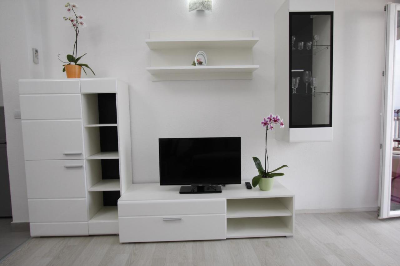Apartments Turic Tucepi Ngoại thất bức ảnh