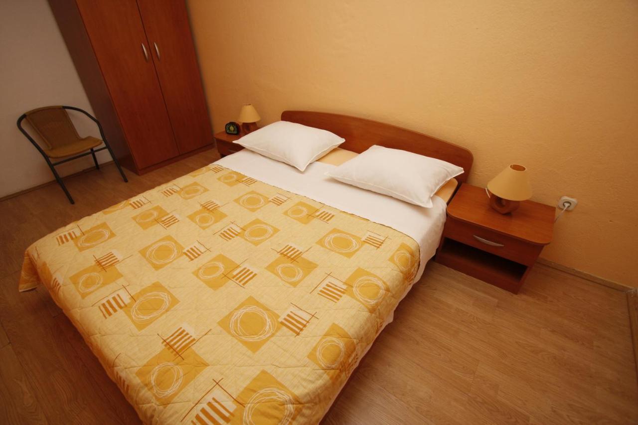 Apartments Turic Tucepi Ngoại thất bức ảnh