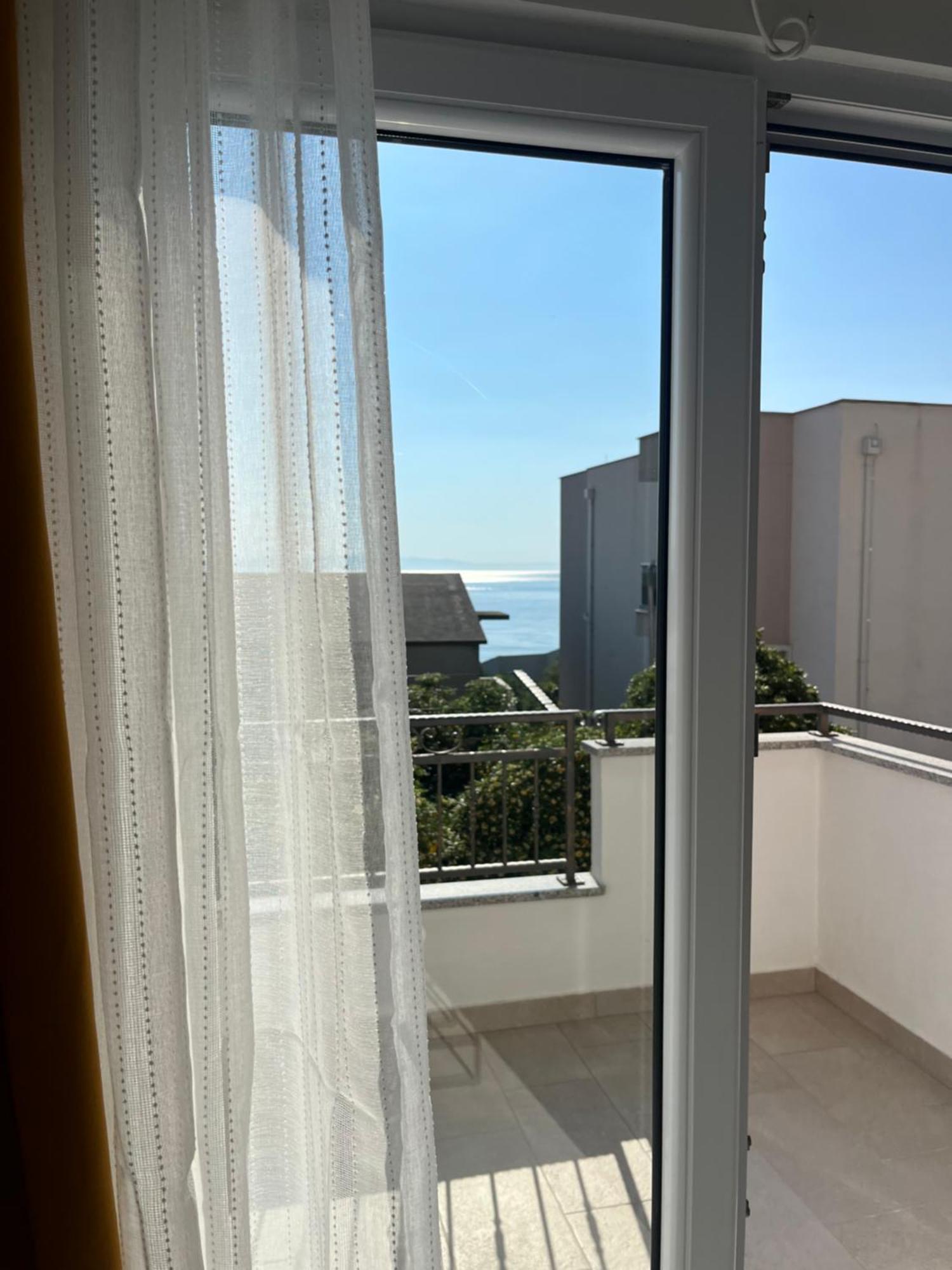 Apartments Turic Tucepi Ngoại thất bức ảnh