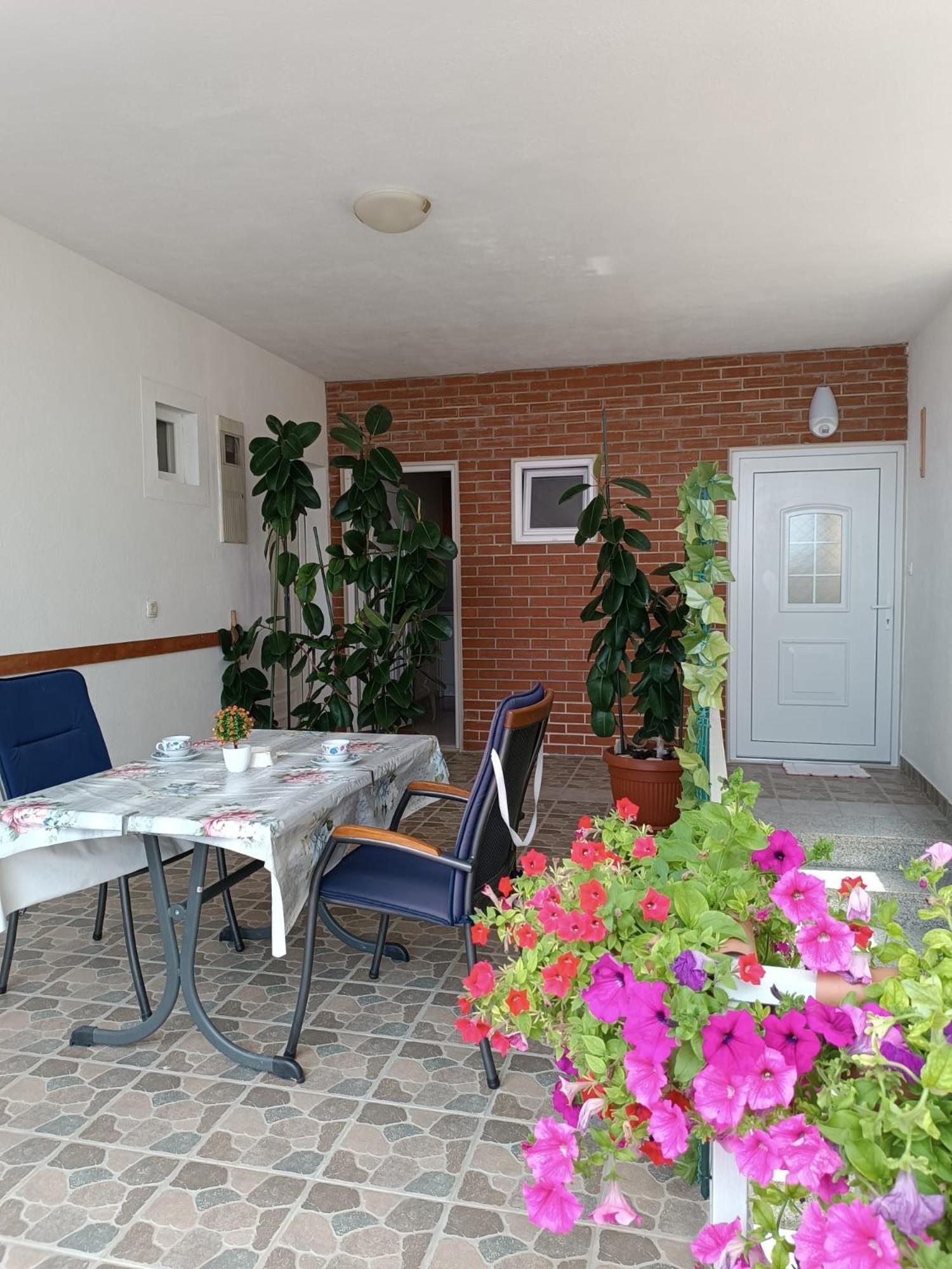 Apartments Turic Tucepi Ngoại thất bức ảnh